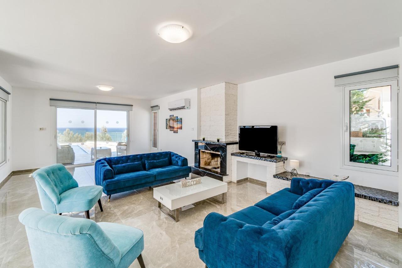 פאראלימני Beach Front Aqua Marina By Ezoria Villas מראה חיצוני תמונה