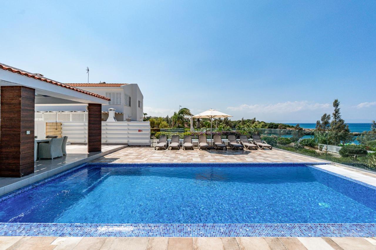פאראלימני Beach Front Aqua Marina By Ezoria Villas מראה חיצוני תמונה