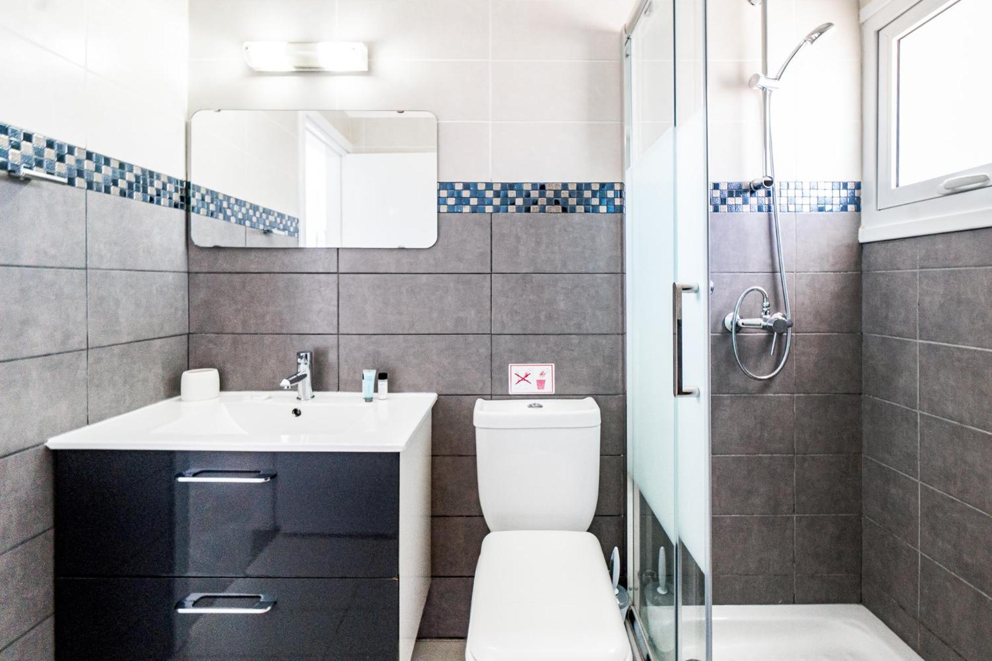 פאראלימני Beach Front Aqua Marina By Ezoria Villas מראה חיצוני תמונה