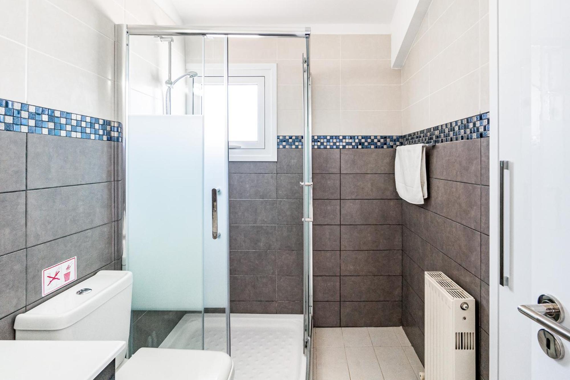 פאראלימני Beach Front Aqua Marina By Ezoria Villas מראה חיצוני תמונה