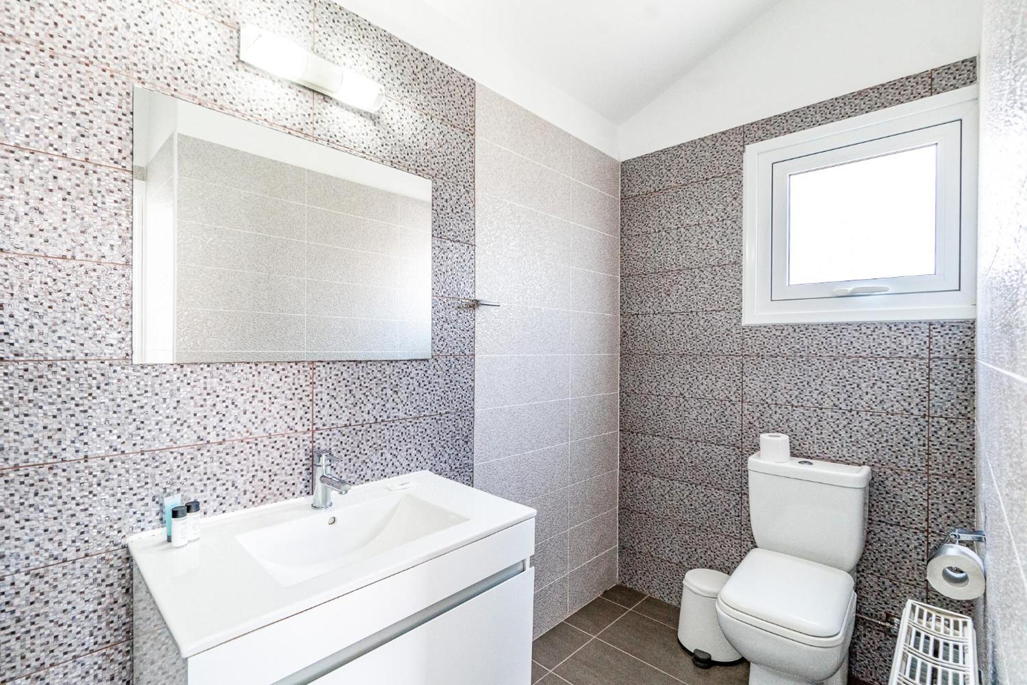 פאראלימני Beach Front Aqua Marina By Ezoria Villas מראה חיצוני תמונה